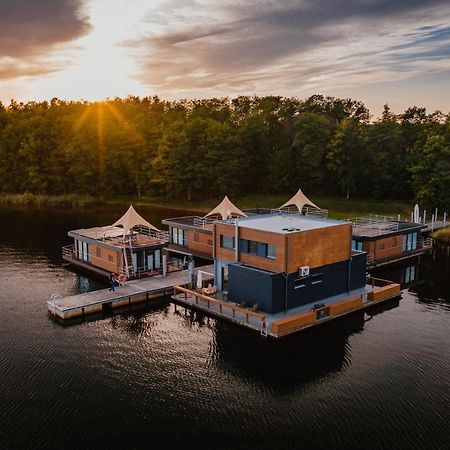 Schwimmende Ferienhäuser auf dem See - Spreewald Vetschau/Spreewald Exterior foto